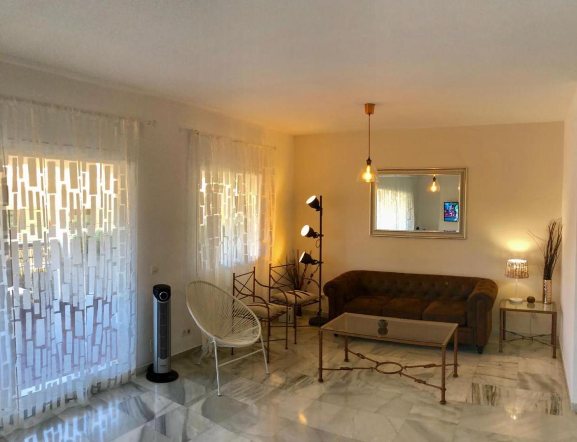Amazing Apartment For Families Up To 6 Persons เบนัลมาเดนา ภายนอก รูปภาพ