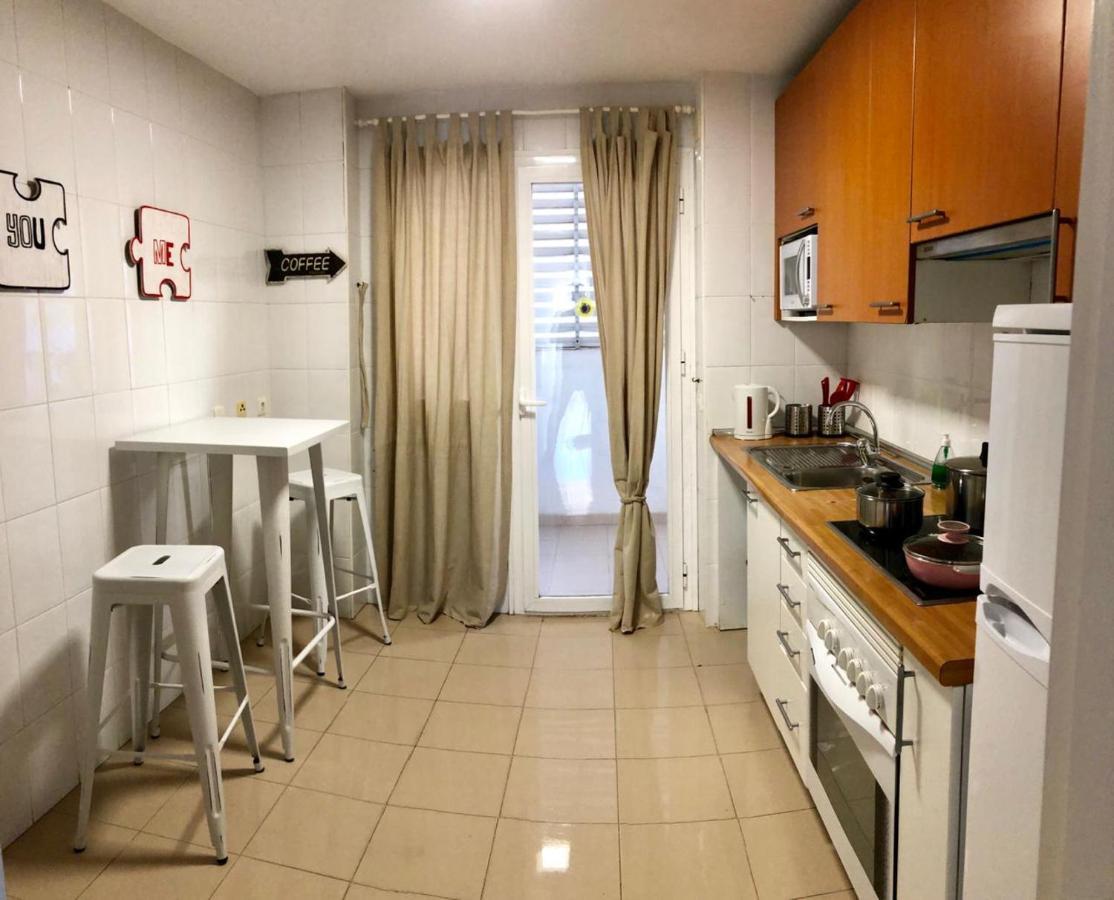 Amazing Apartment For Families Up To 6 Persons เบนัลมาเดนา ภายนอก รูปภาพ