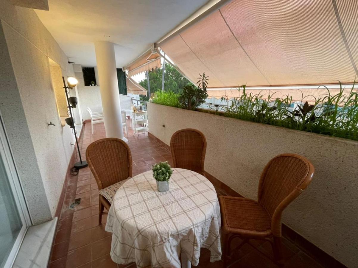 Amazing Apartment For Families Up To 6 Persons เบนัลมาเดนา ภายนอก รูปภาพ
