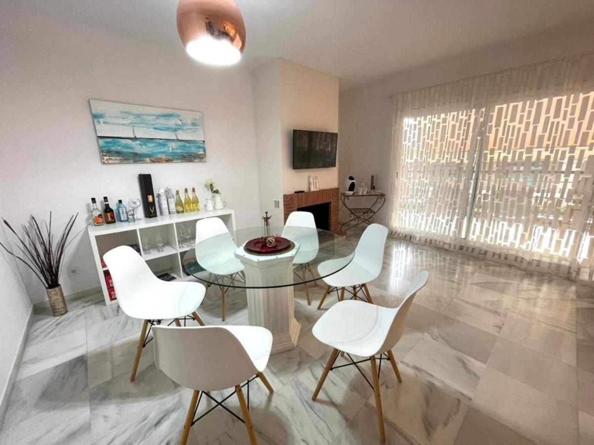 Amazing Apartment For Families Up To 6 Persons เบนัลมาเดนา ภายนอก รูปภาพ