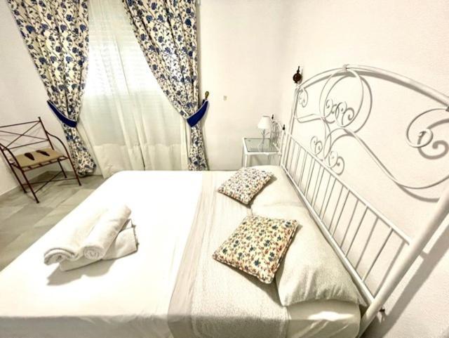 Amazing Apartment For Families Up To 6 Persons เบนัลมาเดนา ภายนอก รูปภาพ