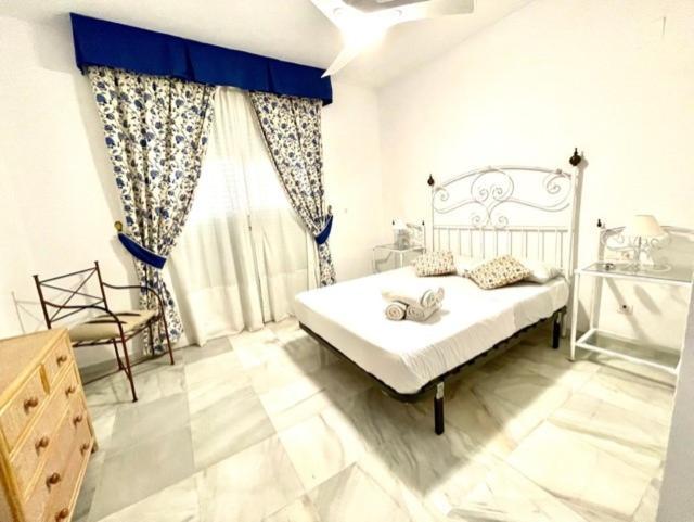 Amazing Apartment For Families Up To 6 Persons เบนัลมาเดนา ภายนอก รูปภาพ