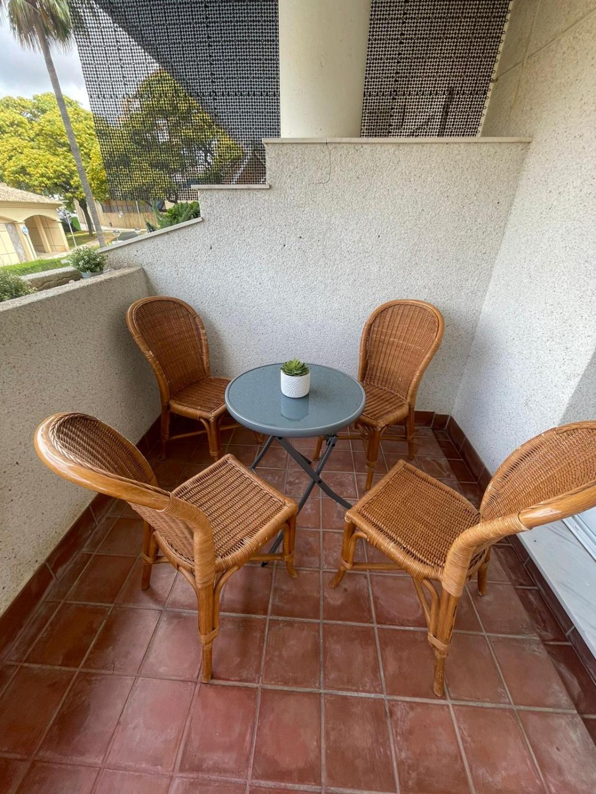 Amazing Apartment For Families Up To 6 Persons เบนัลมาเดนา ภายนอก รูปภาพ